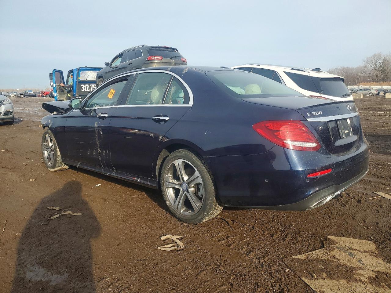 2017 MERCEDES-BENZ E 300 4MATIC photo 2