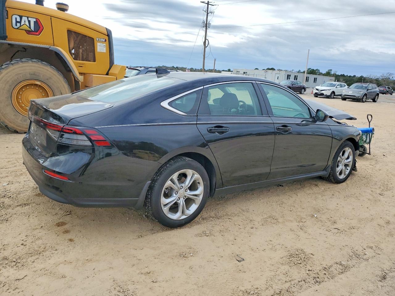 2024 HONDA ACCORD LX photo 3