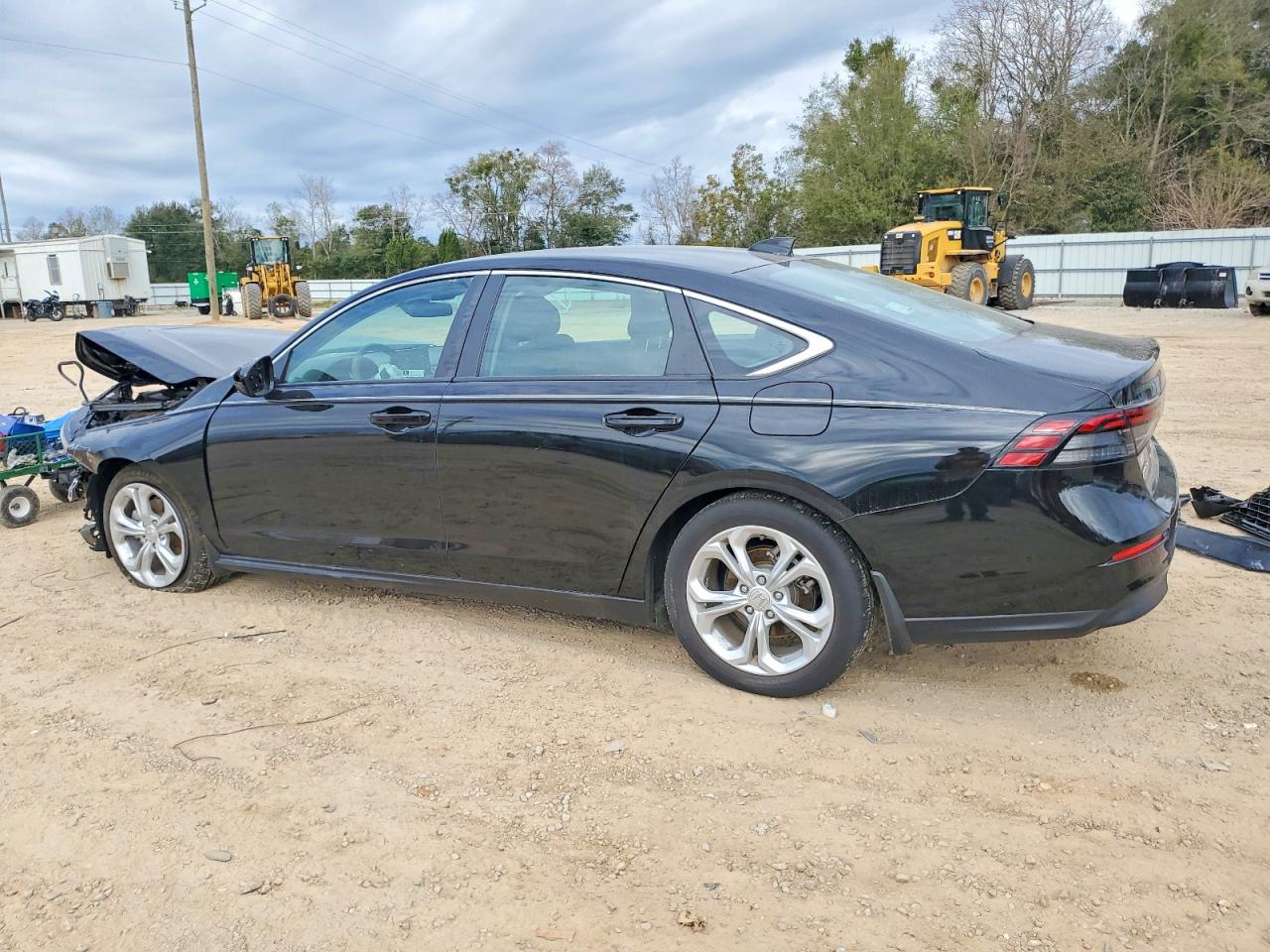 2024 HONDA ACCORD LX photo 2