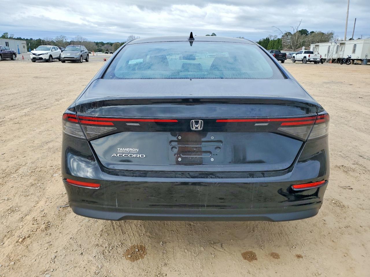 2024 HONDA ACCORD LX photo 6