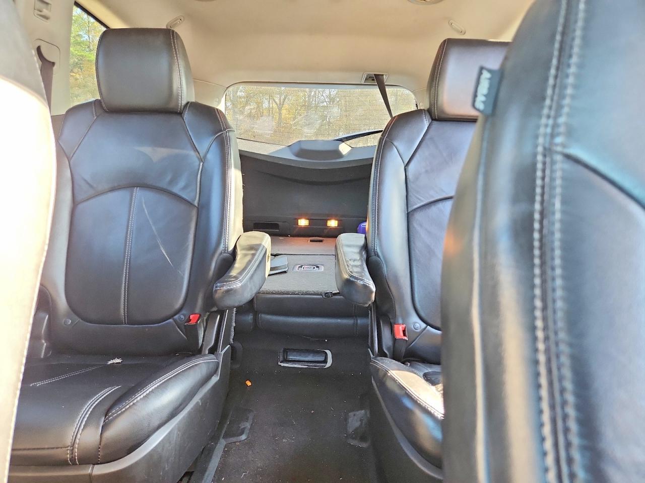 2014 CHEVROLET TRAVERSE LT photo 10