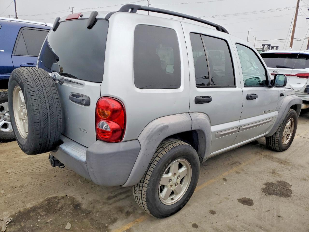 2002 JEEP LIBERTY SPORT photo 3