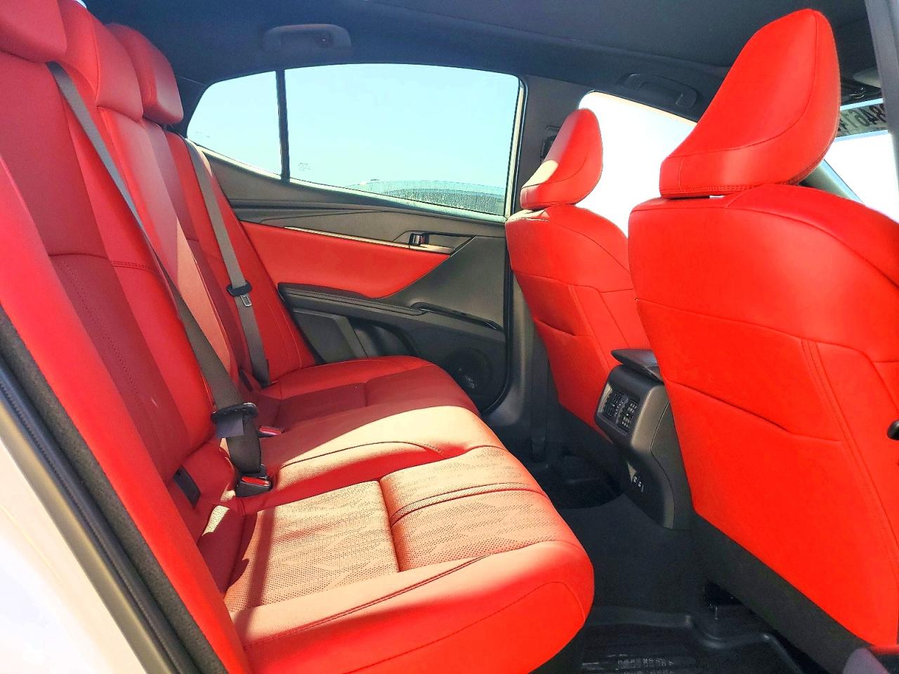 2025 TOYOTA CAMRY XSE photo 10