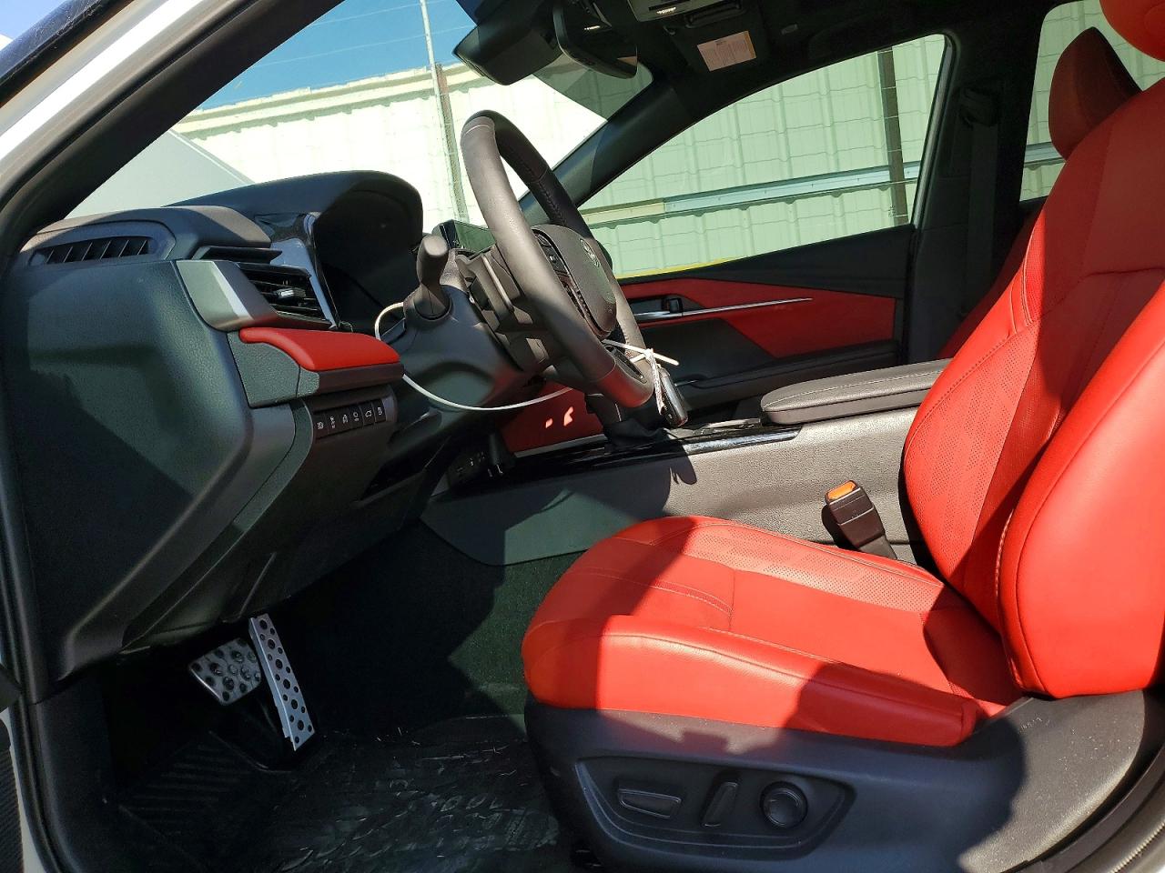 2025 TOYOTA CAMRY XSE photo 7