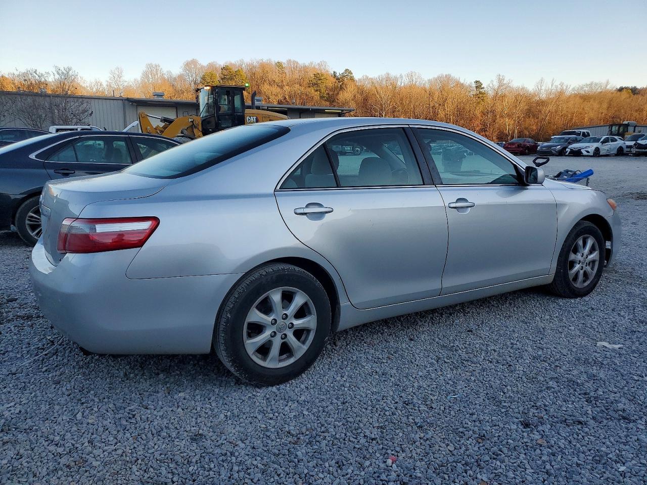 2009 TOYOTA CAMRY BASE photo 3