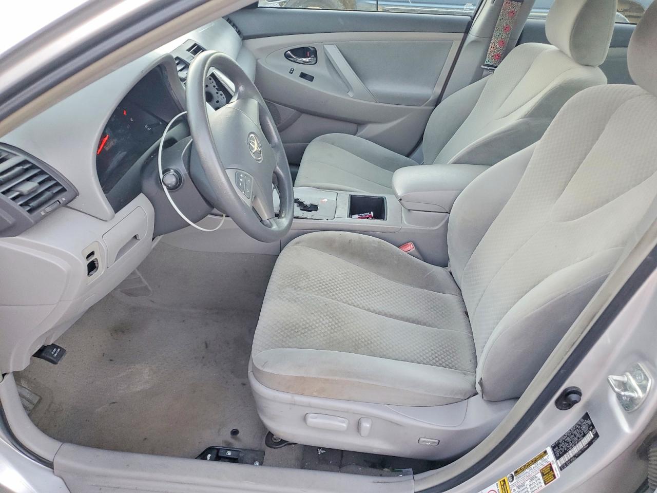 2009 TOYOTA CAMRY BASE photo 7