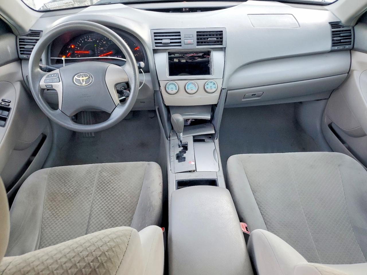 2009 TOYOTA CAMRY BASE photo 8