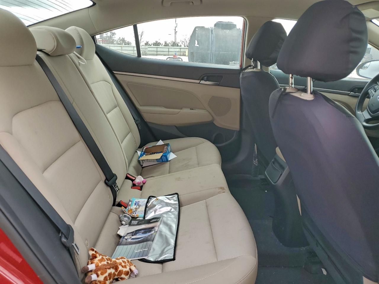 2017 HYUNDAI ELANTRA SE photo 10