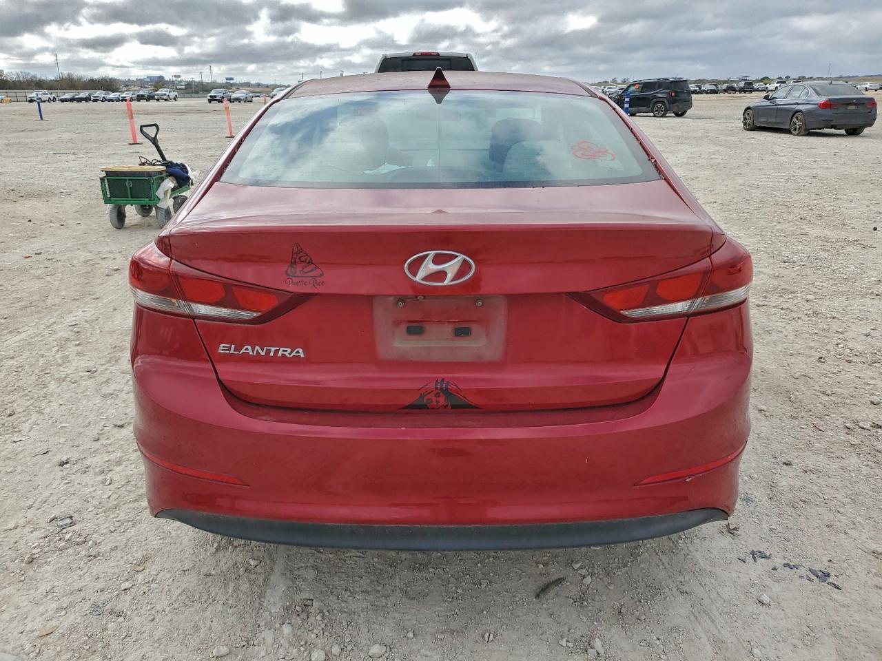 2017 HYUNDAI ELANTRA SE photo 6