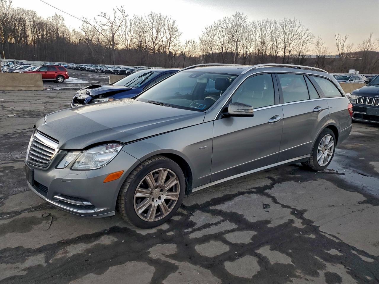2012 MERCEDES-BENZ E