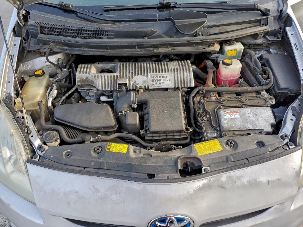 2011 TOYOTA PRIUS photo 11