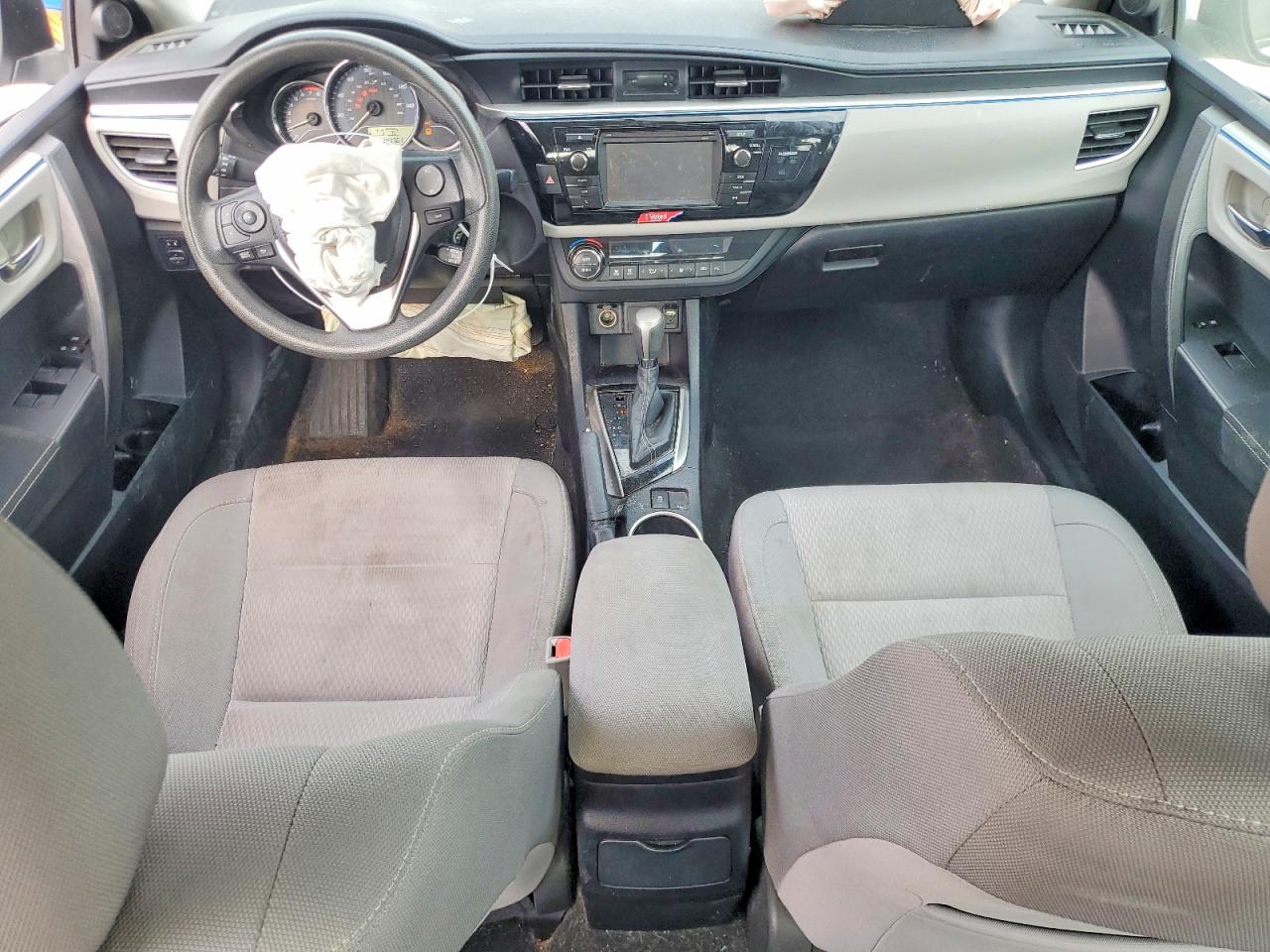 2014 TOYOTA COROLLA L photo 8