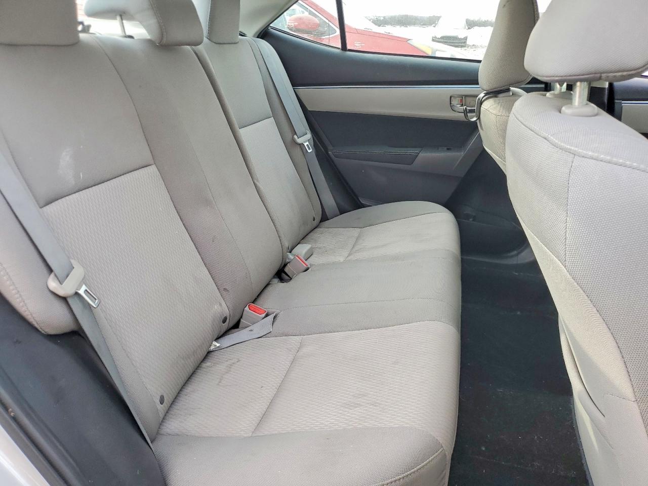 2014 TOYOTA COROLLA L photo 10