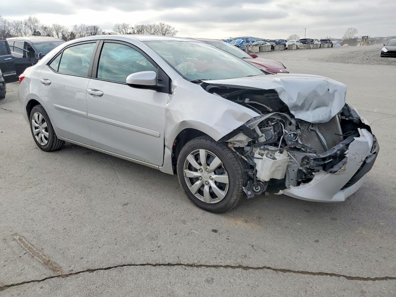 2014 TOYOTA COROLLA L photo 4