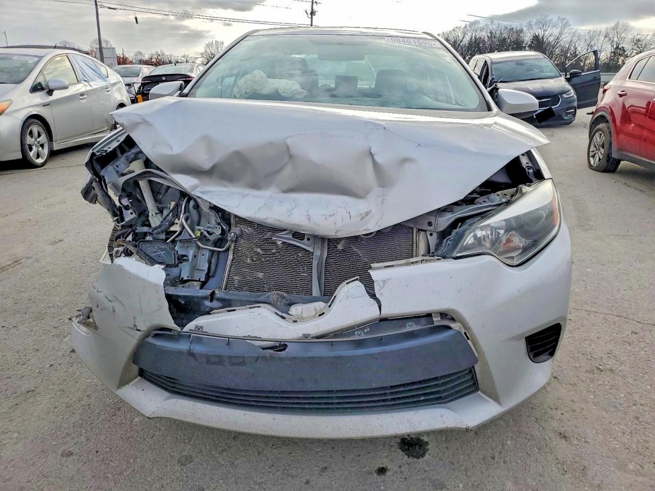 2014 TOYOTA COROLLA L photo 5