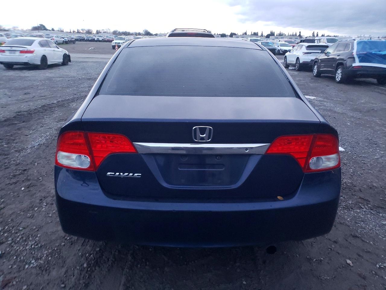 2010 HONDA CIVIC LX photo 6