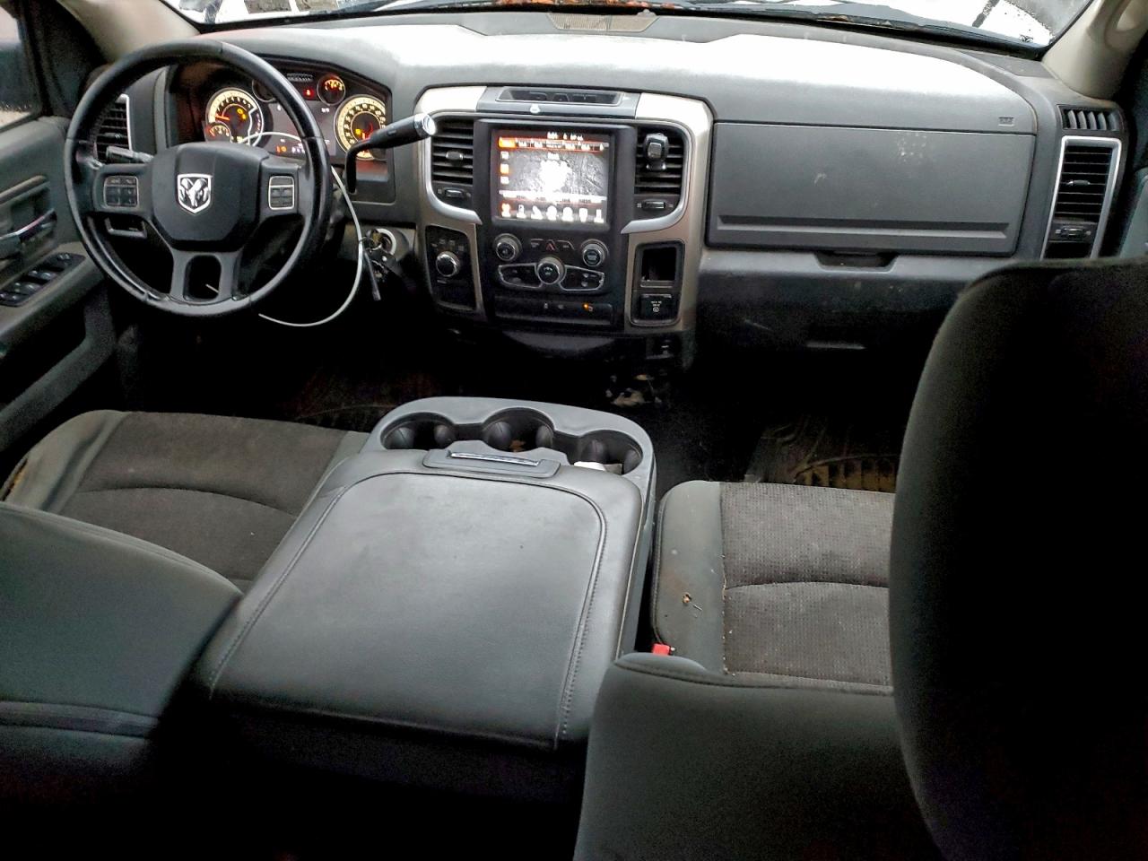 2013 RAM 1500 SLT photo 8