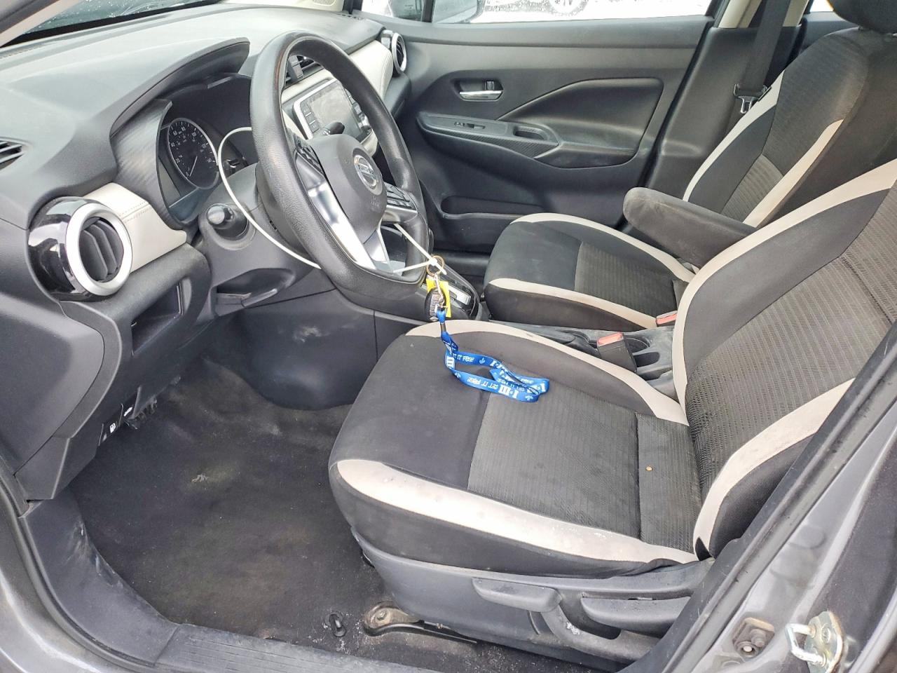 2020 NISSAN VERSA SV photo 19