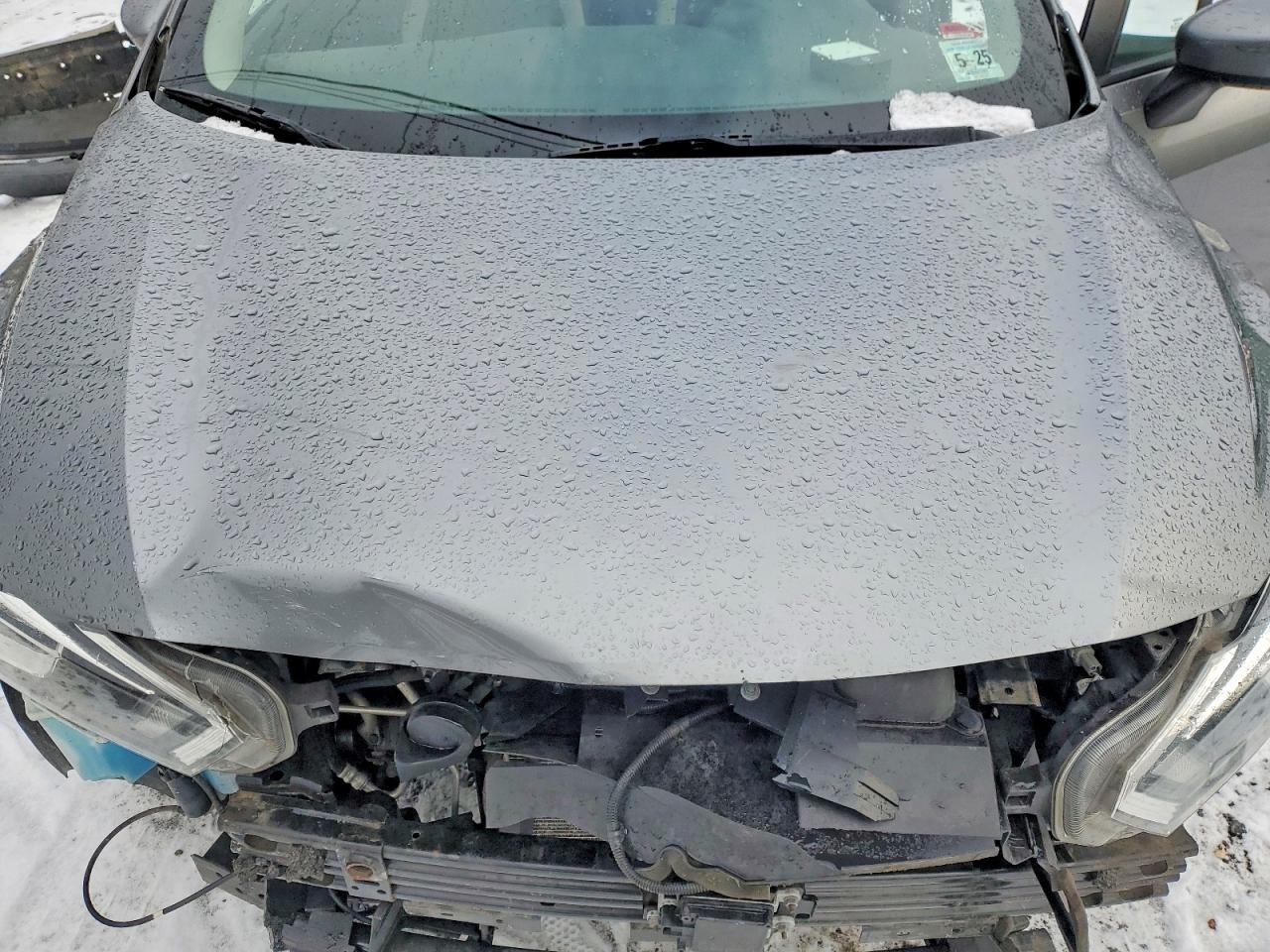2020 NISSAN VERSA SV photo 31