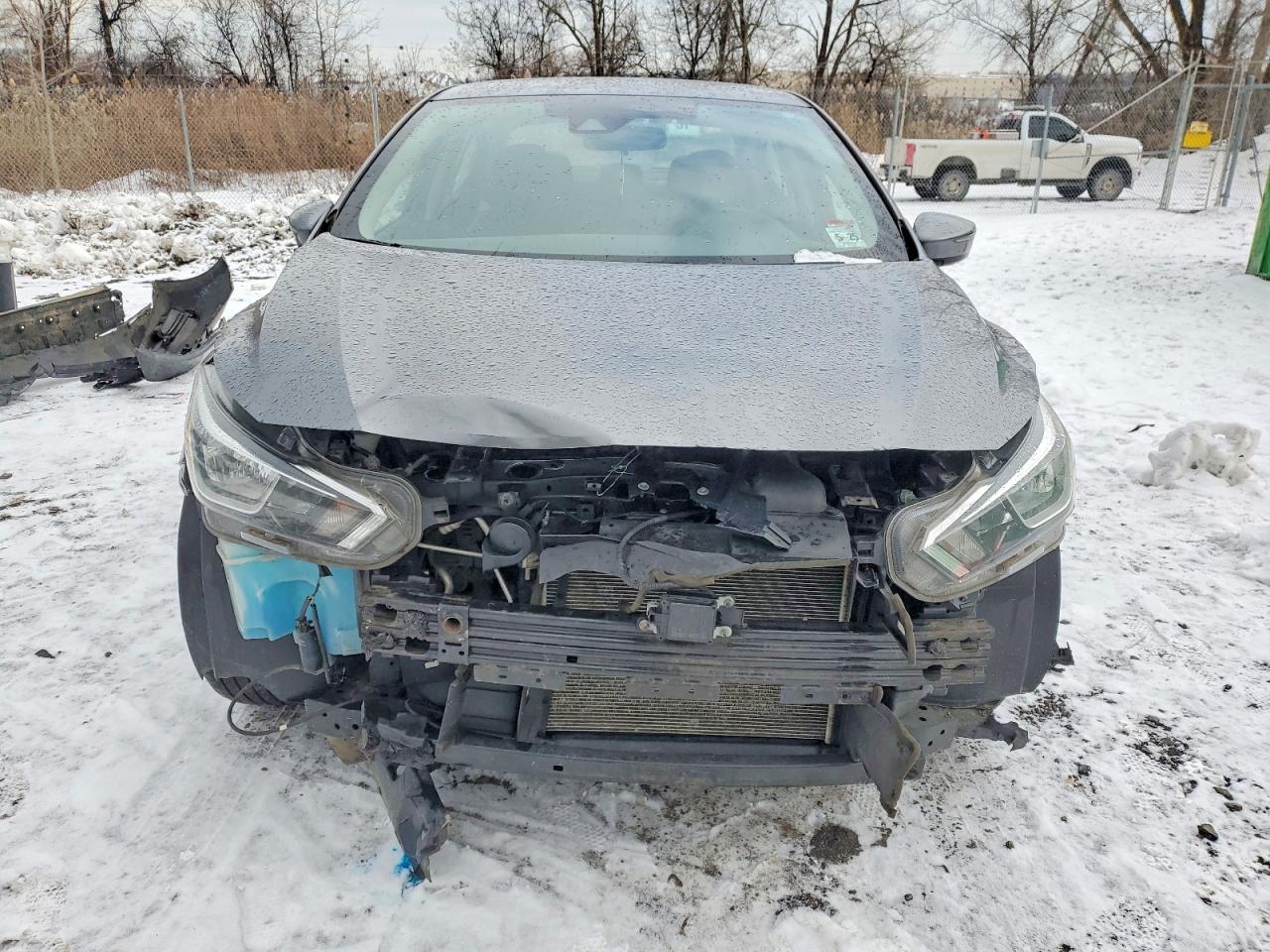 2020 NISSAN VERSA SV photo 13