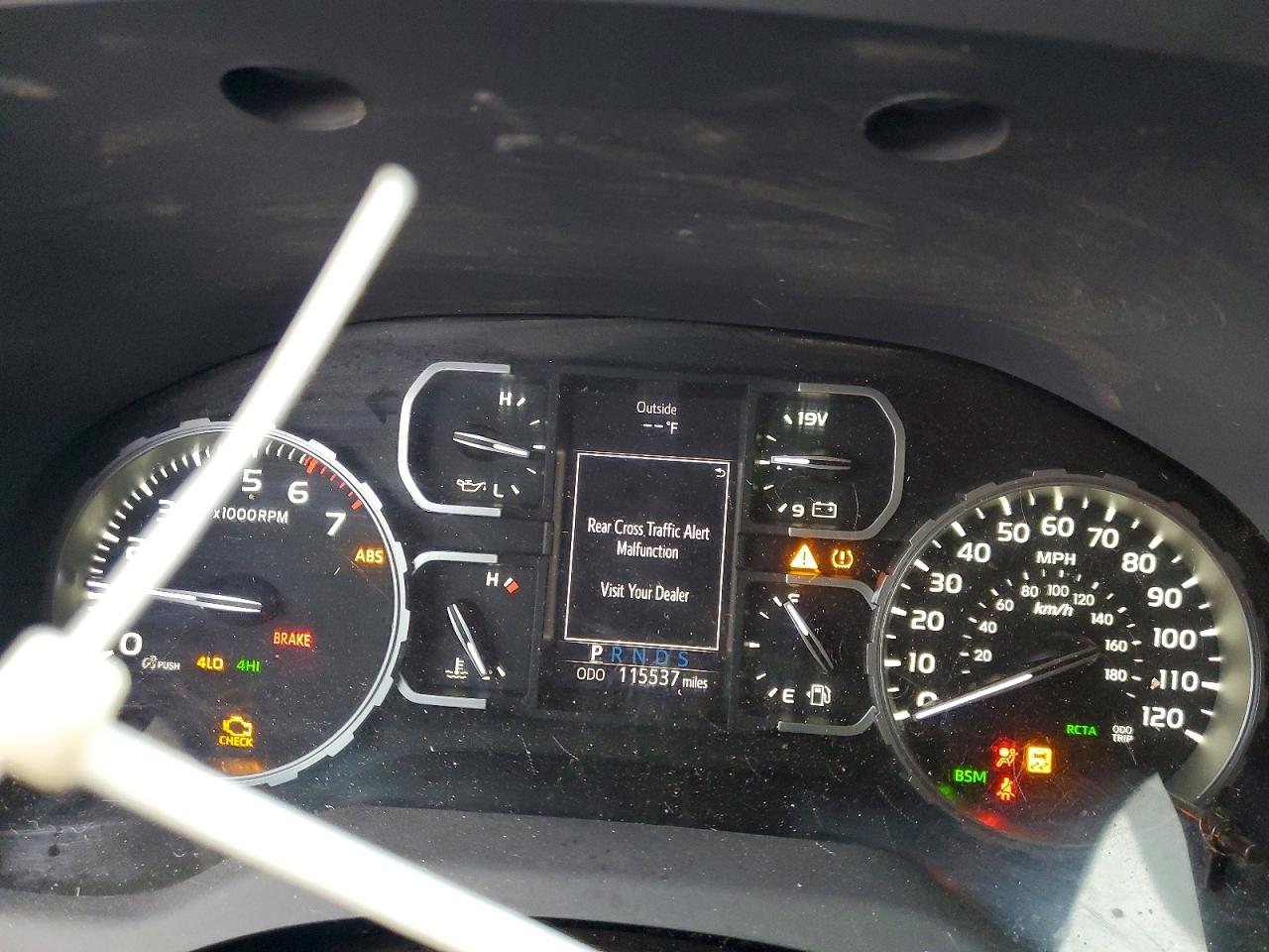 2018 TOYOTA TUNDRA CREWMAX SR5 photo 9