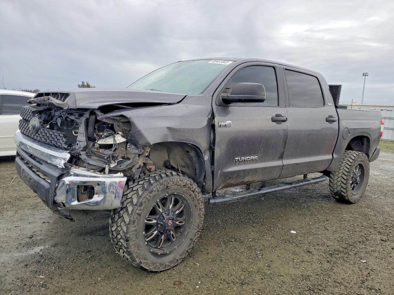 2018 TOYOTA TUNDRA
