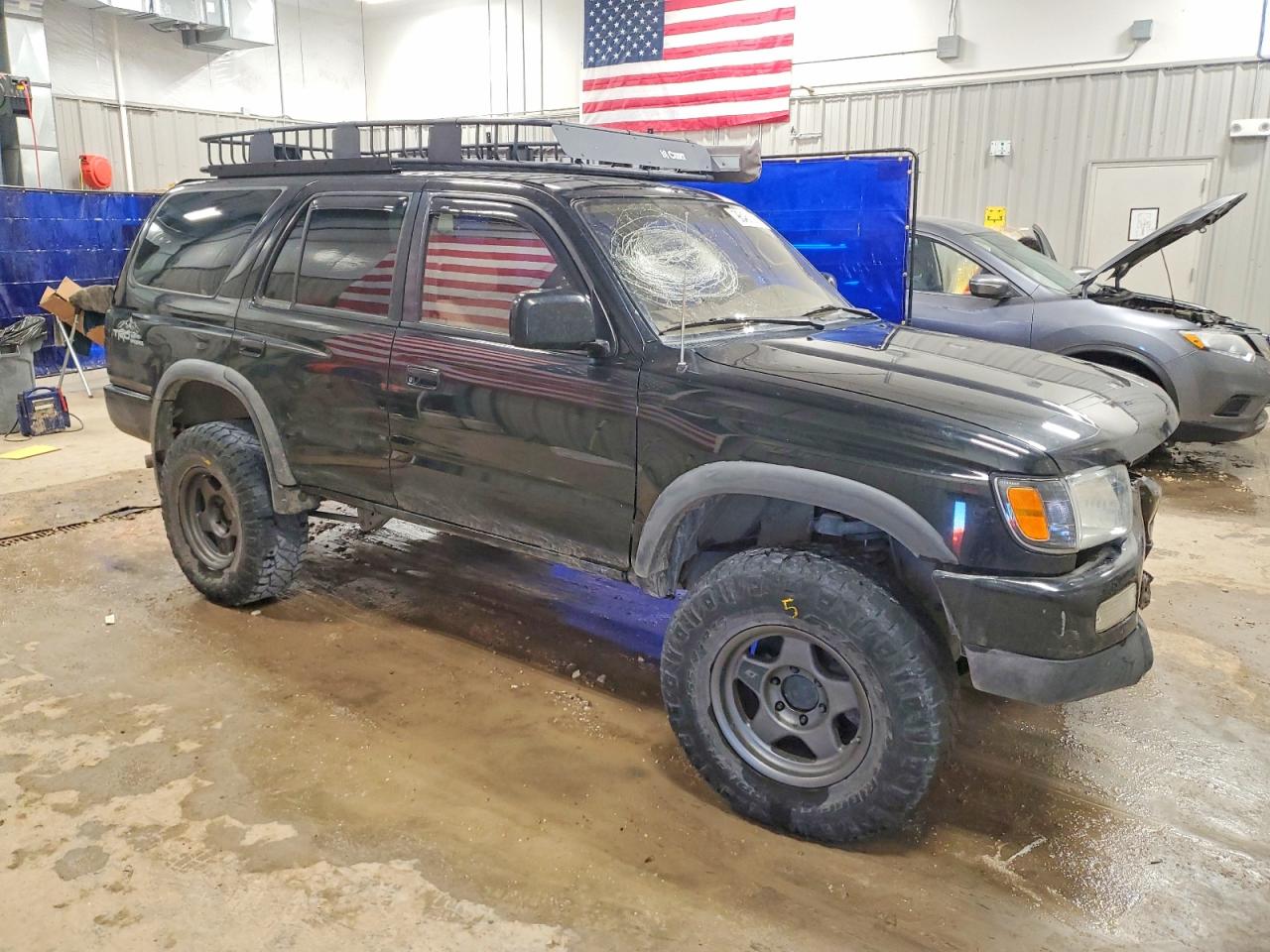 1998 TOYOTA 4RUNNER SR5 photo 4