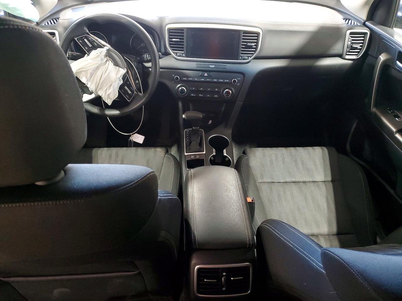 2020 KIA SPORTAGE LX photo 8