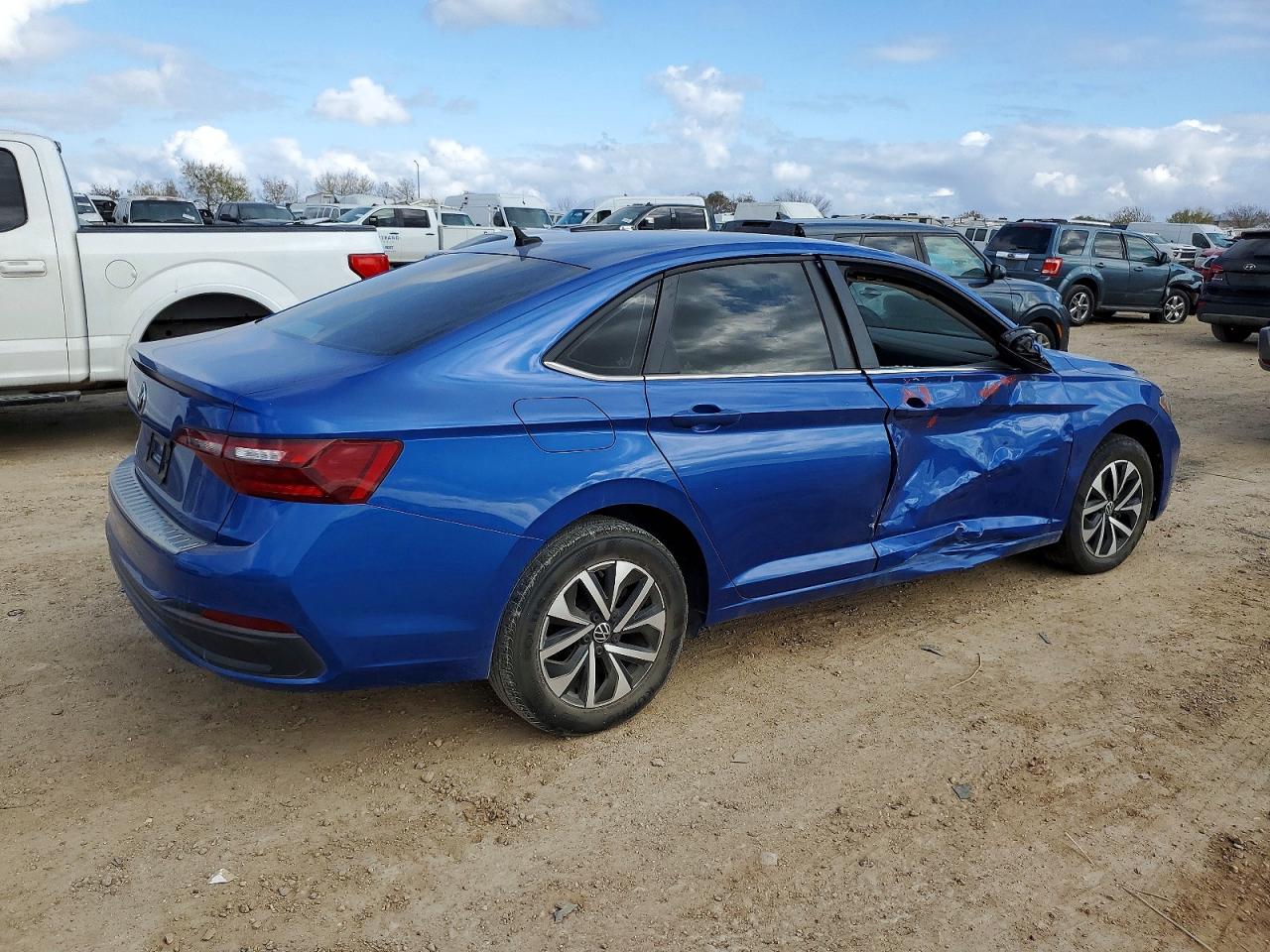 2023 VOLKSWAGEN JETTA S photo 5