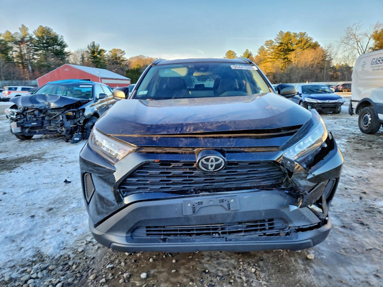 2019 TOYOTA RAV4 LE photo 5