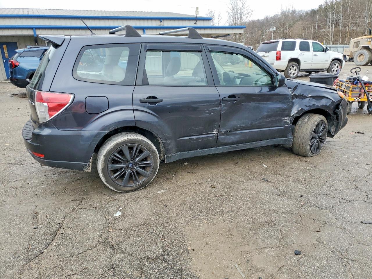 2009 SUBARU FORESTER 2.5X photo 3