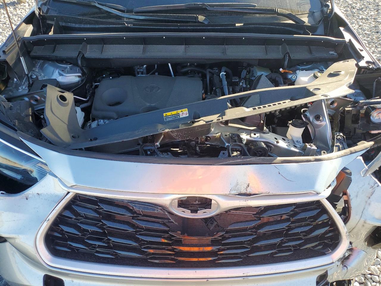 2024 TOYOTA HIGHLANDER HYBRID XLE photo 12
