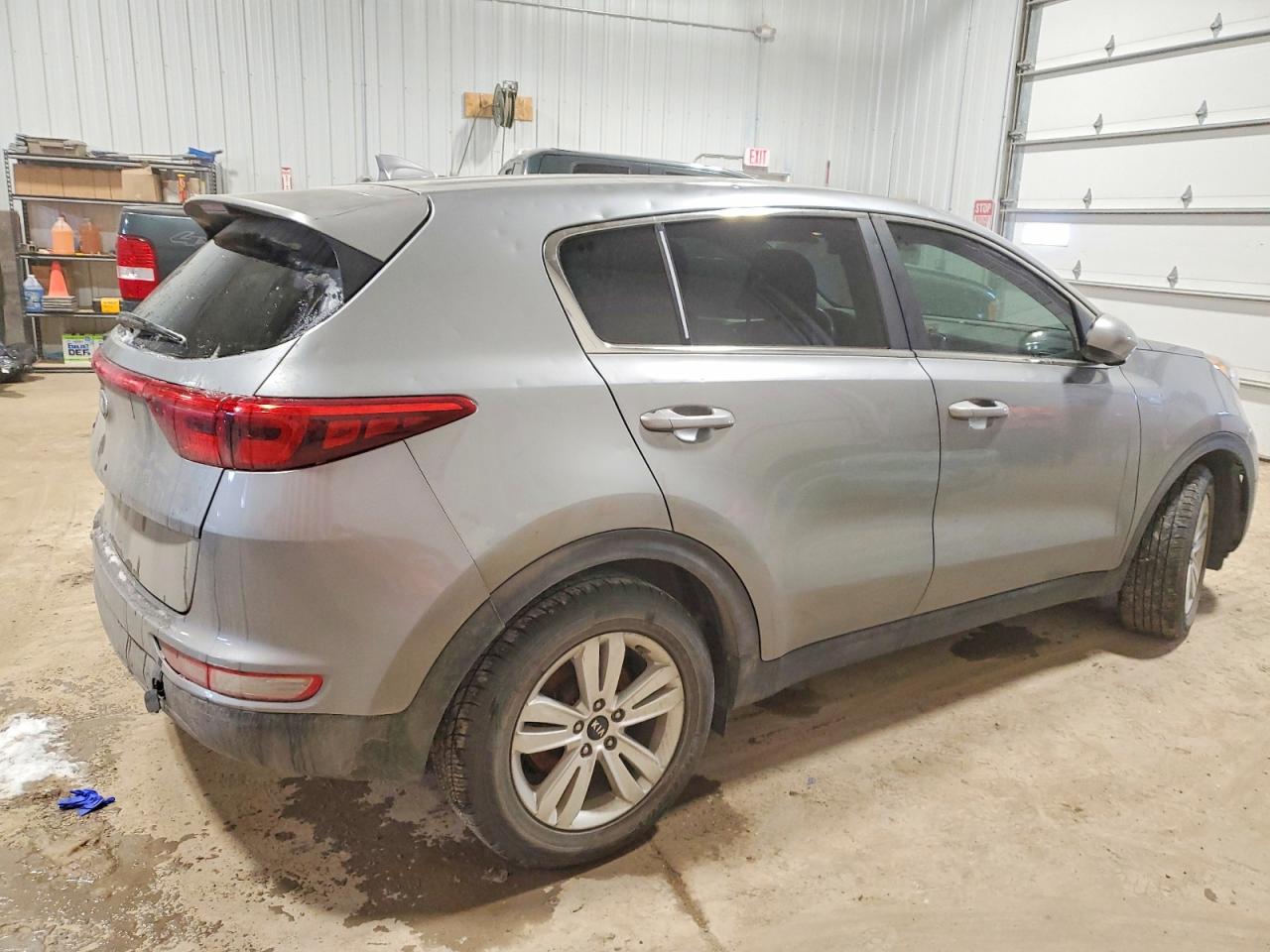 2019 KIA SPORTAGE LX photo 3