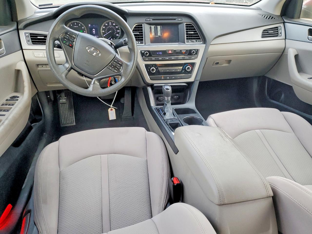 2016 HYUNDAI SONATA SE photo 8