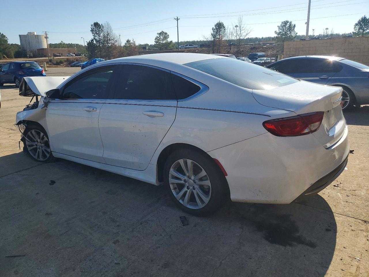 2015 CHRYSLER 200 LIMITED photo 4