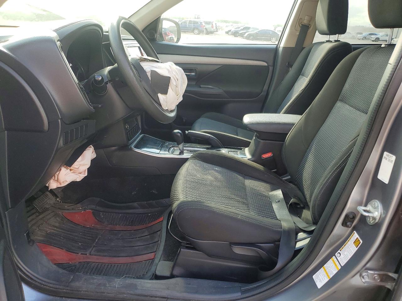2018 MITSUBISHI OUTLANDER ES photo 7