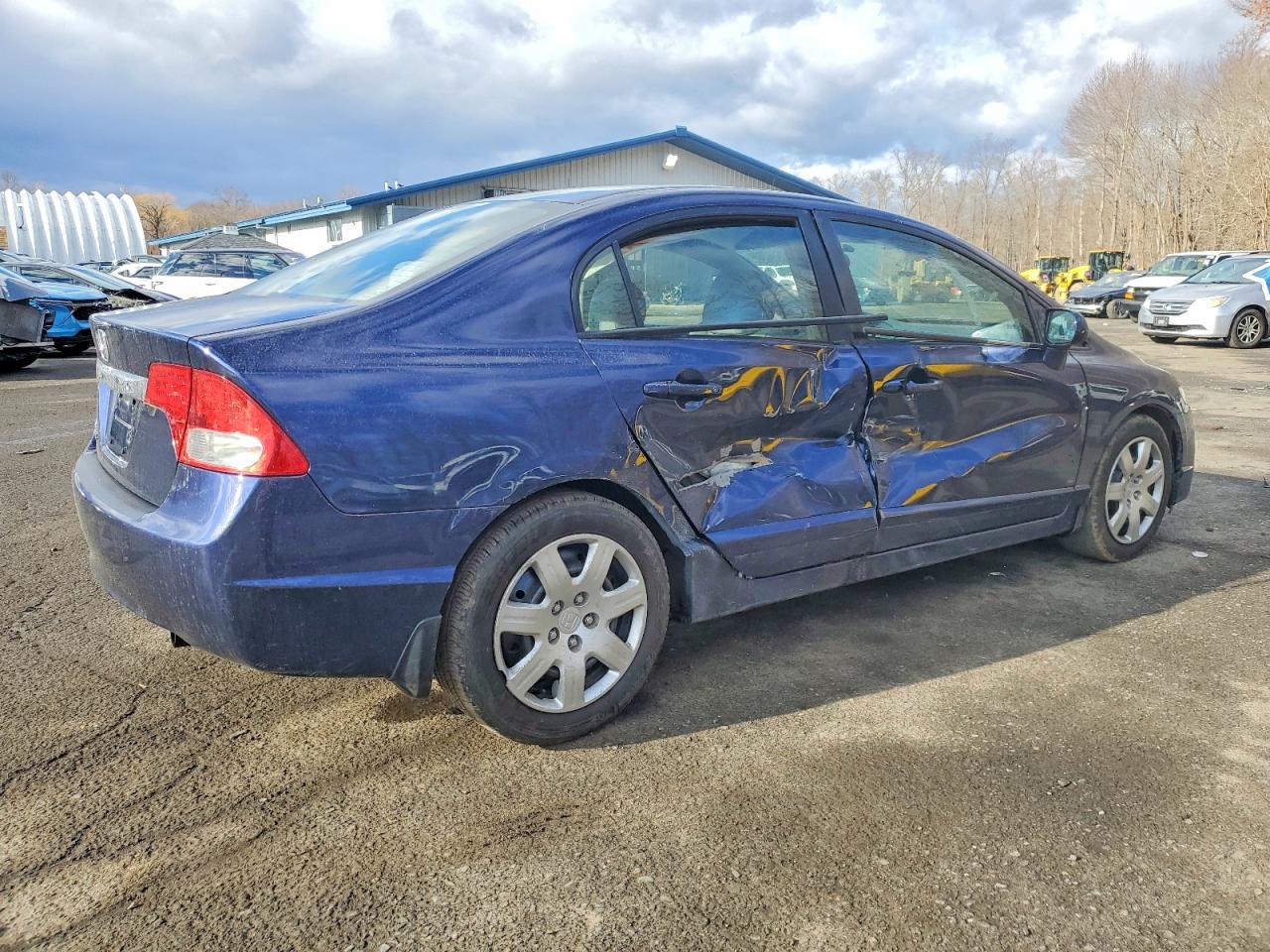 2010 HONDA CIVIC LX photo 3