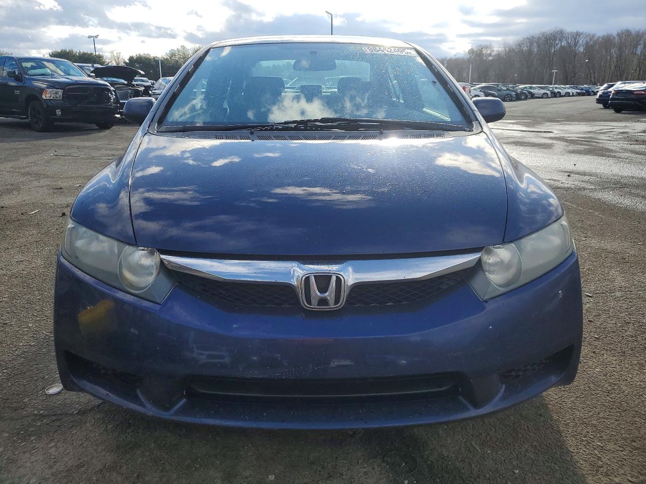 2010 HONDA CIVIC LX photo 5
