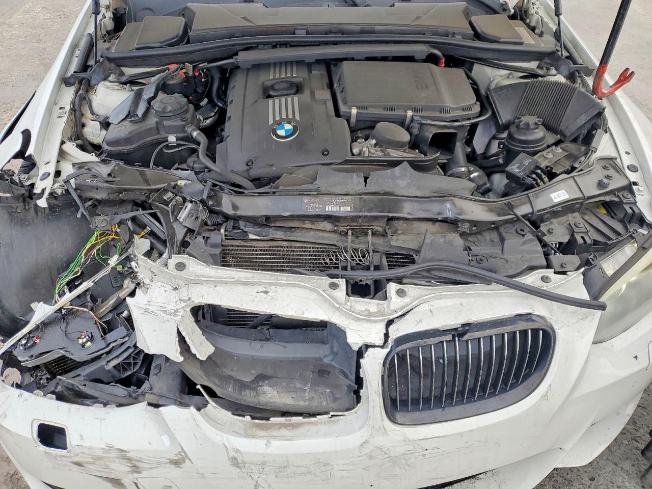 2012 BMW 335 I SULEV photo 11