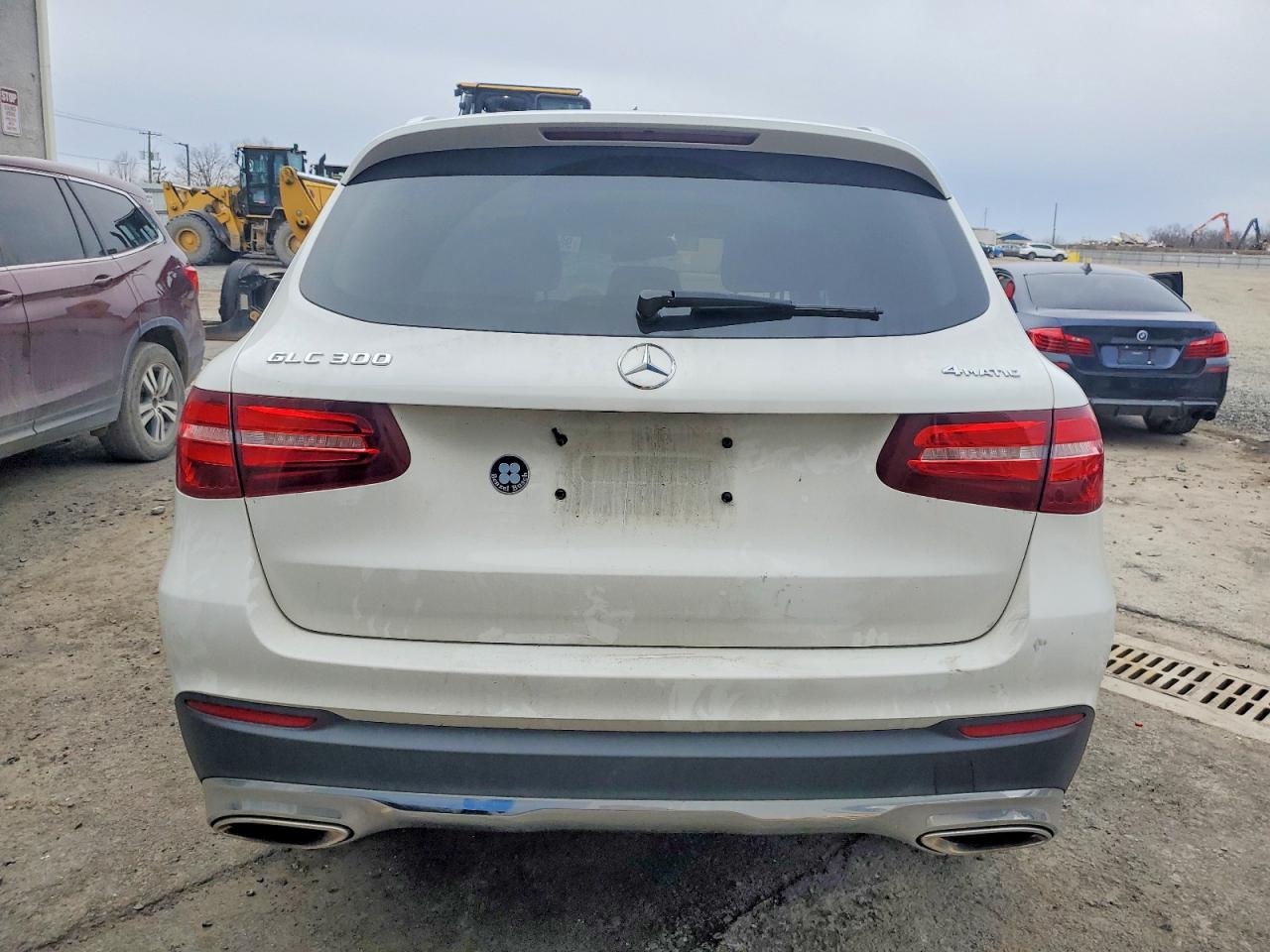 2017 MERCEDES-BENZ GLC 300 4MATIC photo 6