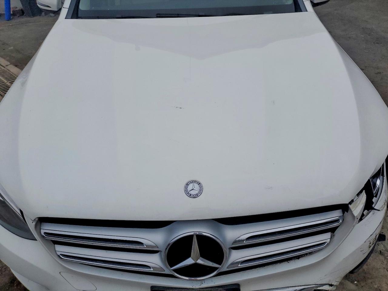 2017 MERCEDES-BENZ GLC 300 4MATIC photo 12