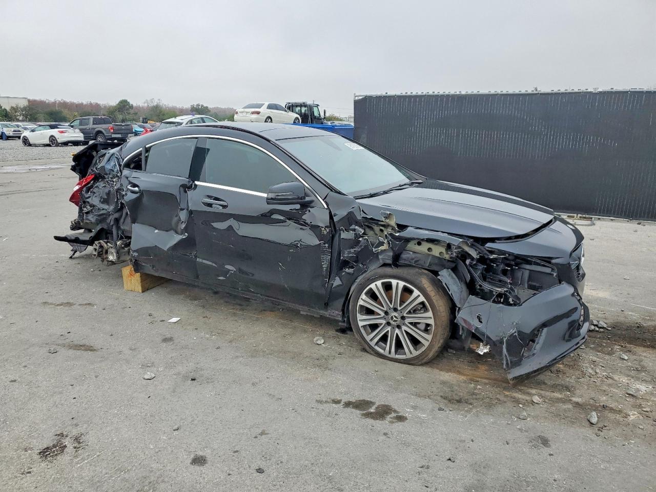 2018 MERCEDES-BENZ CLA 250 photo 4