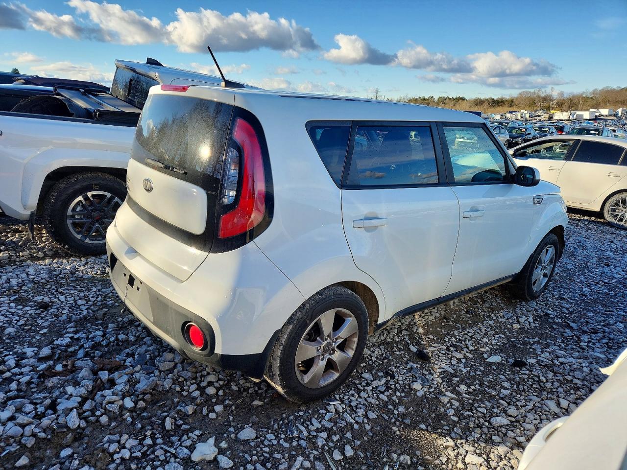 2017 KIA SOUL photo 3
