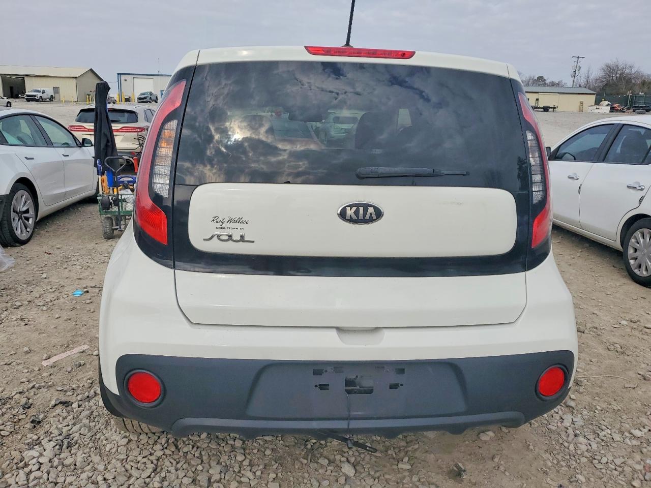 2017 KIA SOUL photo 6