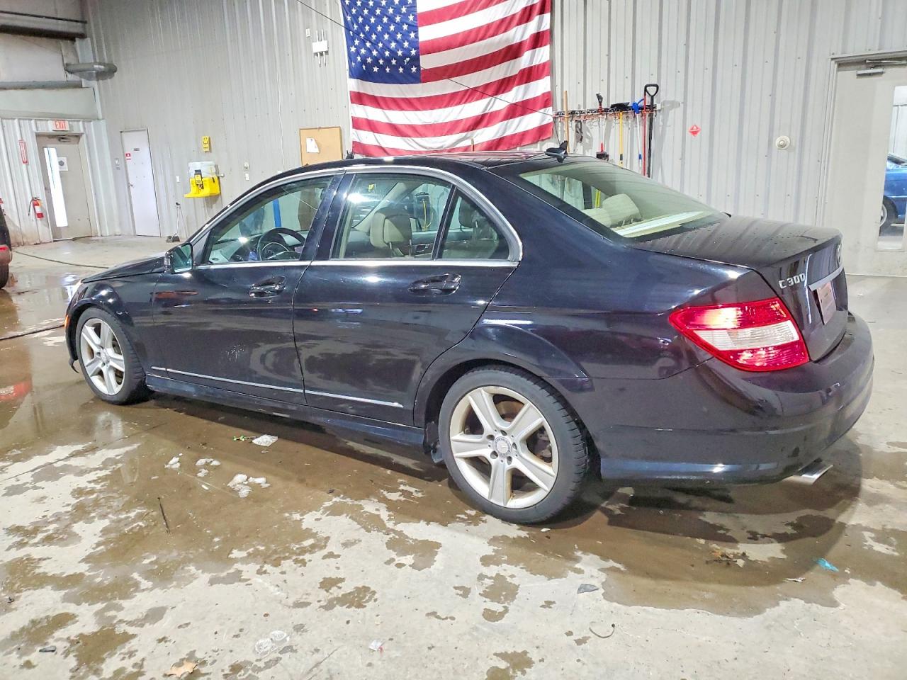 2011 MERCEDES-BENZ C 300 4MATIC photo 2