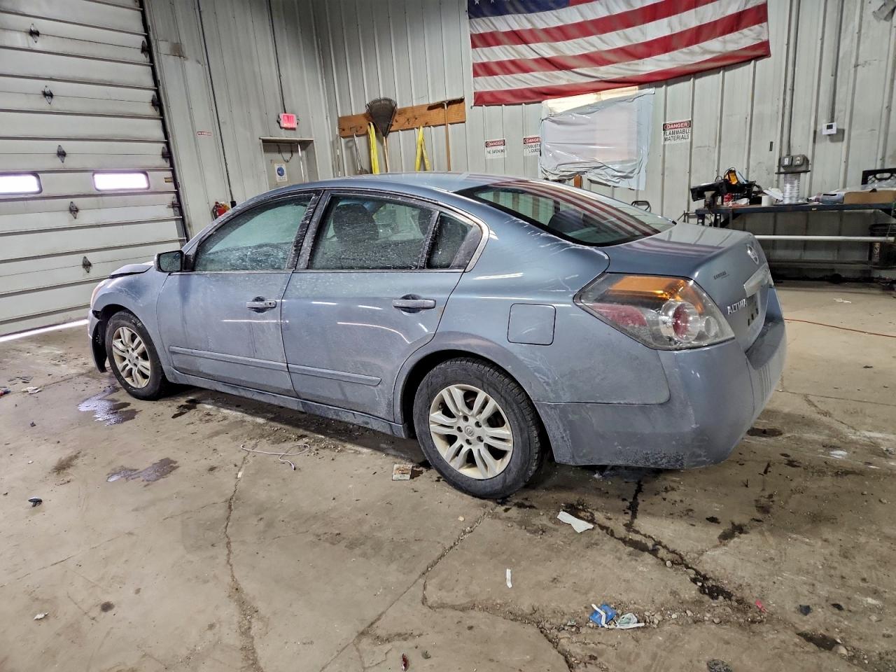 2011 NISSAN ALTIMA BASE photo 4