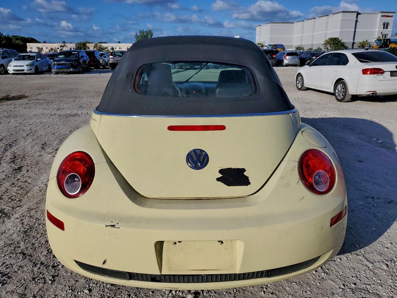 2006 VOLKSWAGEN NEW BEETLE CONVERTIBLE OPTION PACKAGE 1 photo 6