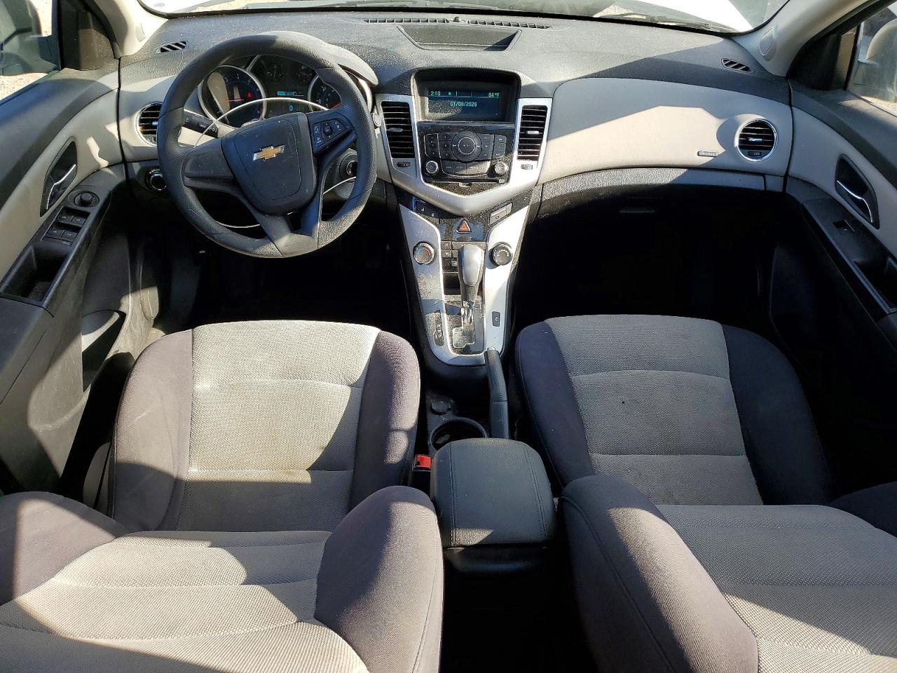 2013 CHEVROLET CRUZE LS photo 22