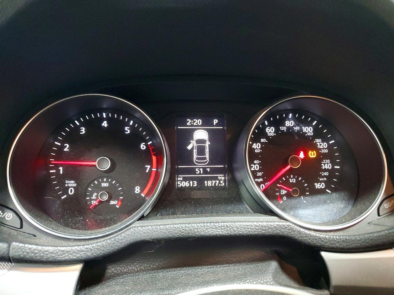 2017 VOLKSWAGEN PASSAT S photo 9