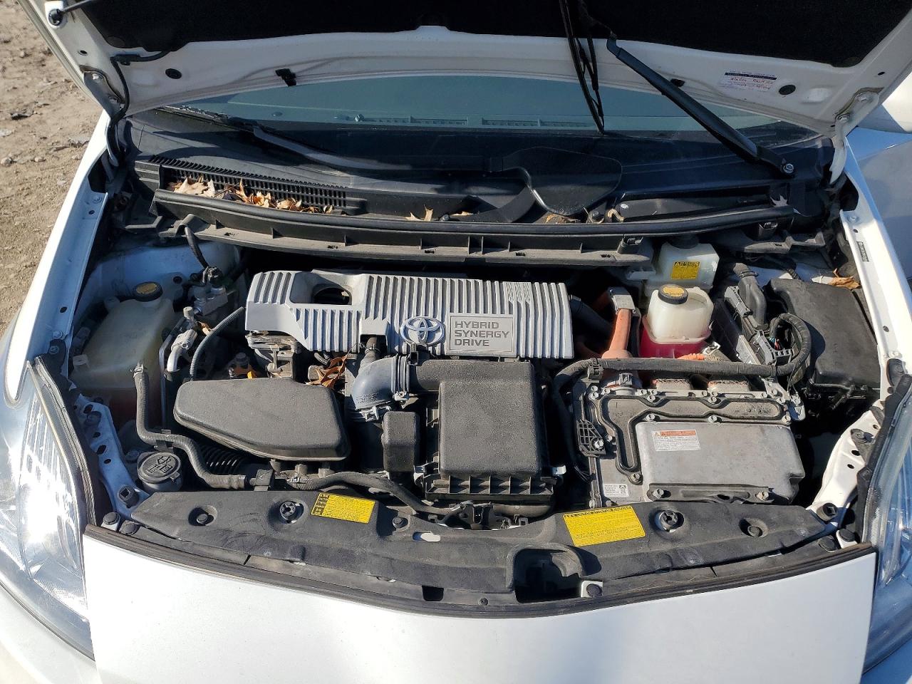 2011 TOYOTA PRIUS photo 11